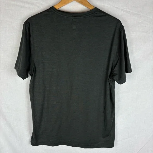 Pair of Men's Leg3nd Inspire Crewneck Activewear T-Shirts Size L - Picture 7 of 8